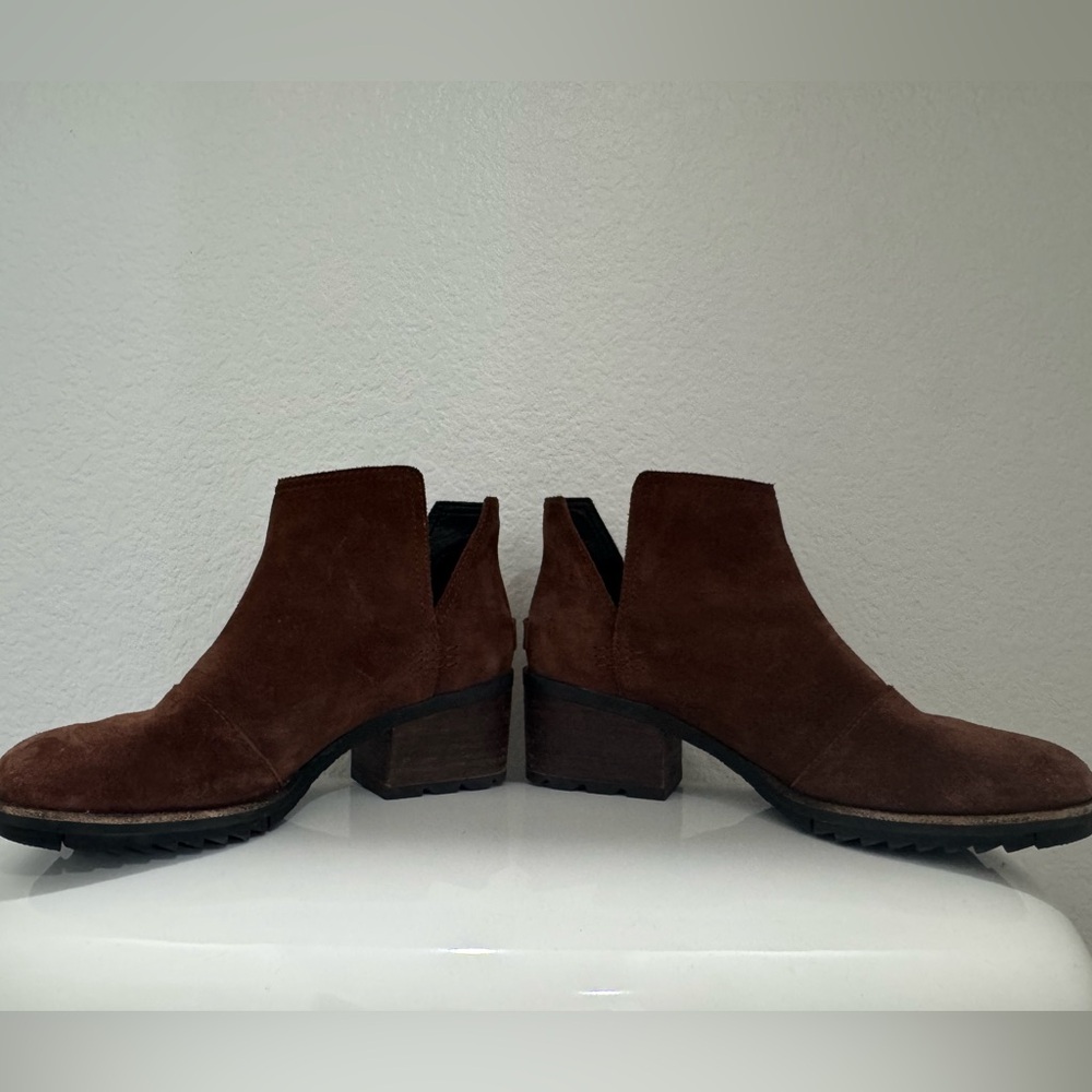 Sorel Women's Cate Cut-Out Bootie - Picture 2 of 5